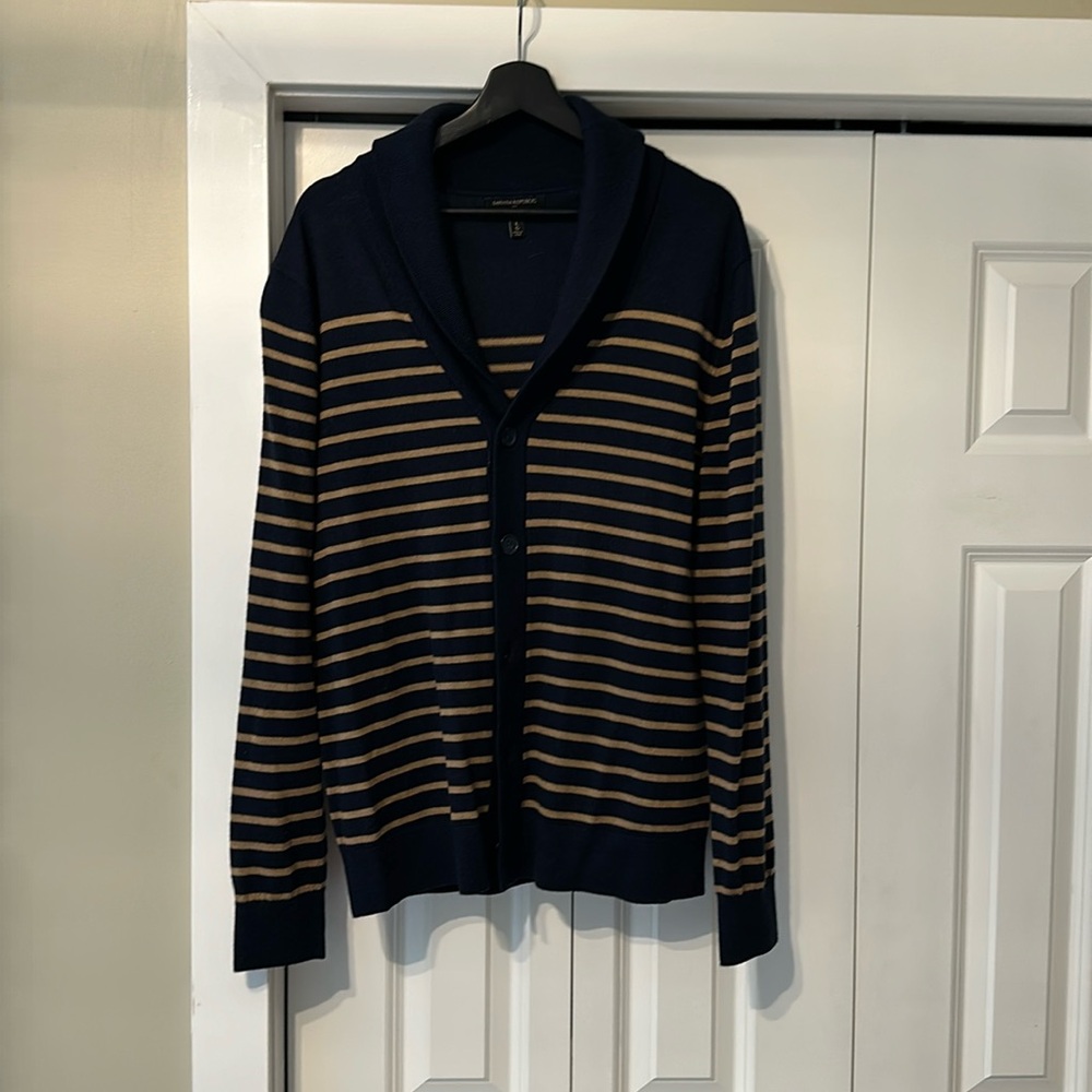 Thin, big neck cardigan. Great for spring and fall